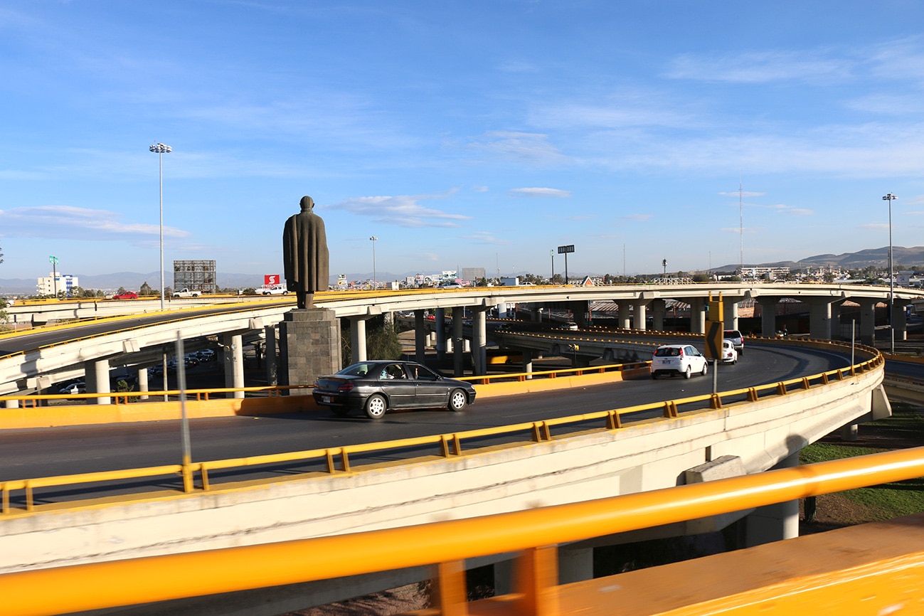 Regidor busca plan integral para movilidad en zona urbana