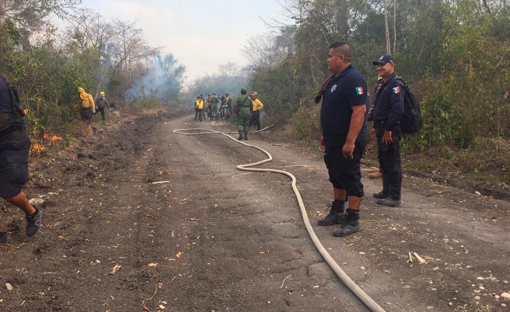 Combaten incendio en Ciudad Valles