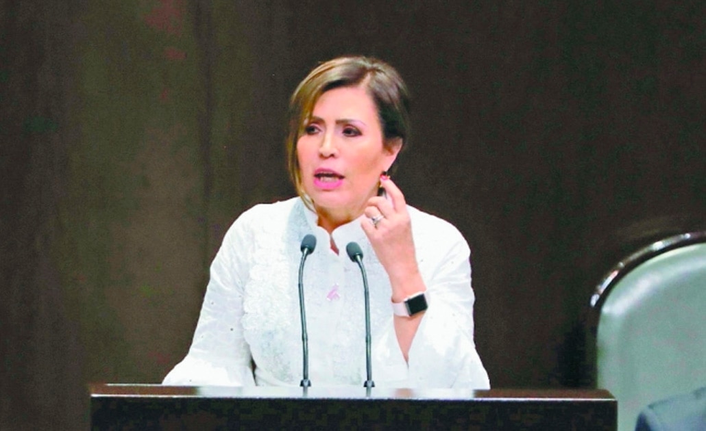 Presenta Rosario Robles amparo contra orden de aprehensión