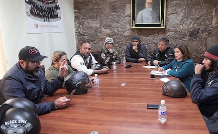 Motociclistas sugieren a congresistas regulaciones al uso de la moto