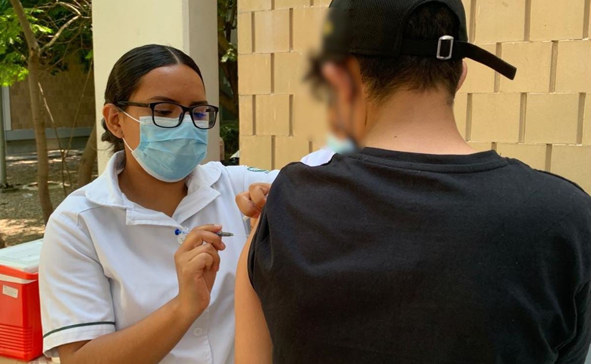 Anuncian fechas para segunda dosis de vacuna antiCovid para niños de 9 a 11 años en SLP