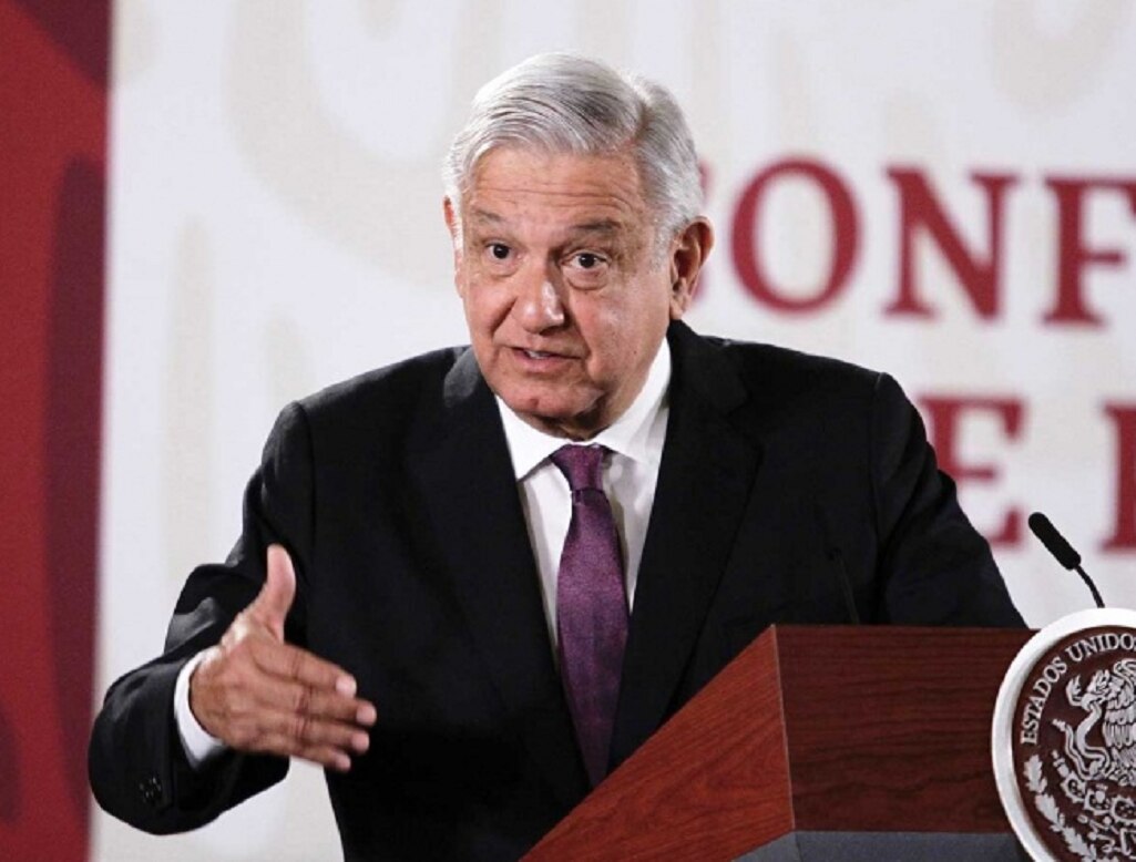 AMLO afirma que en paro nacional de mujeres hay grupos de derecha, oportunistas