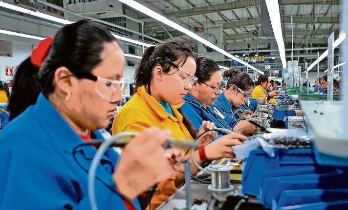 Histórico avance de la mujer en el mercado laboral potosino, revela Inegi