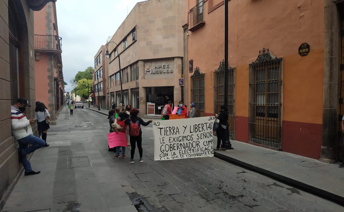 Protestan colonos de Tierra y Libertad; exigen a Sedesore electrificación en la zona 