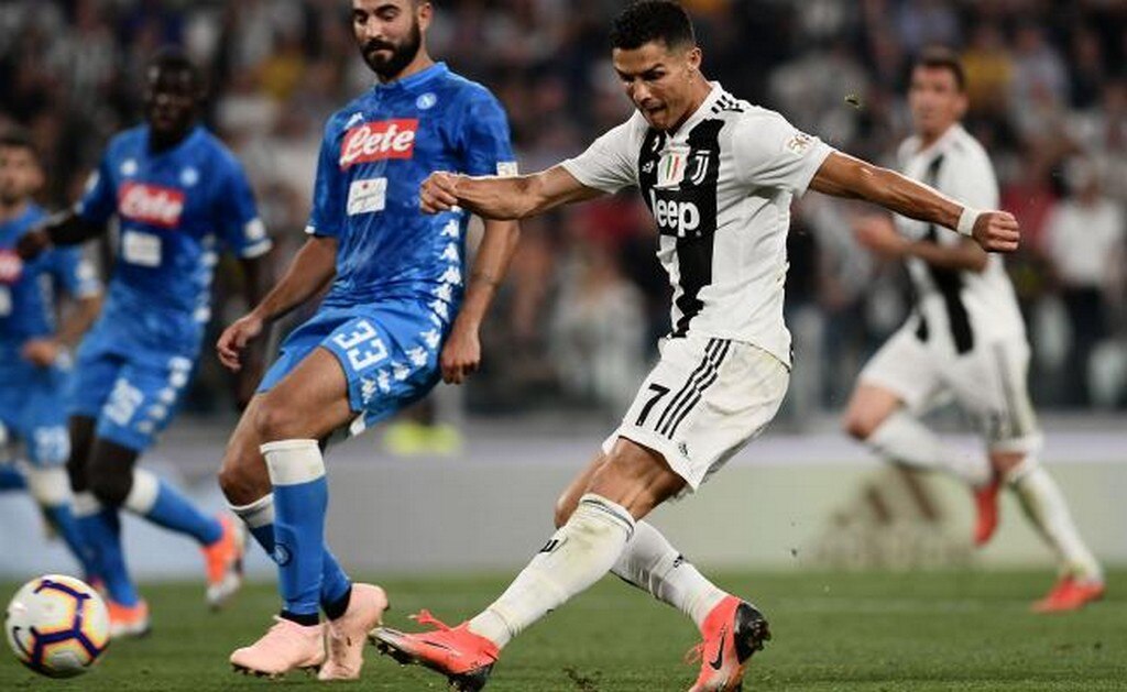 Cristiano lidera victoria de Juventus ante el Napoli