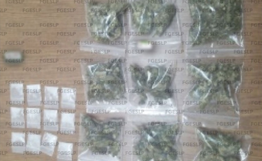 Detienen a sujeto con 21 dosis de droga