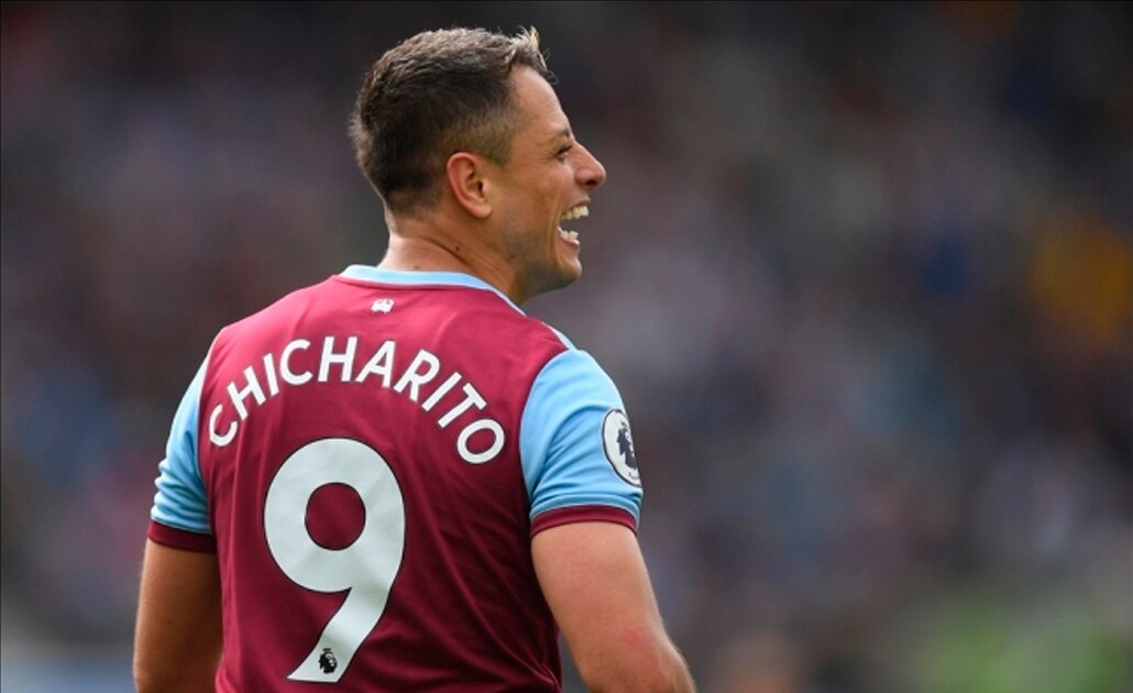 'Chicharito' no es convocado; se acerca al Sevilla