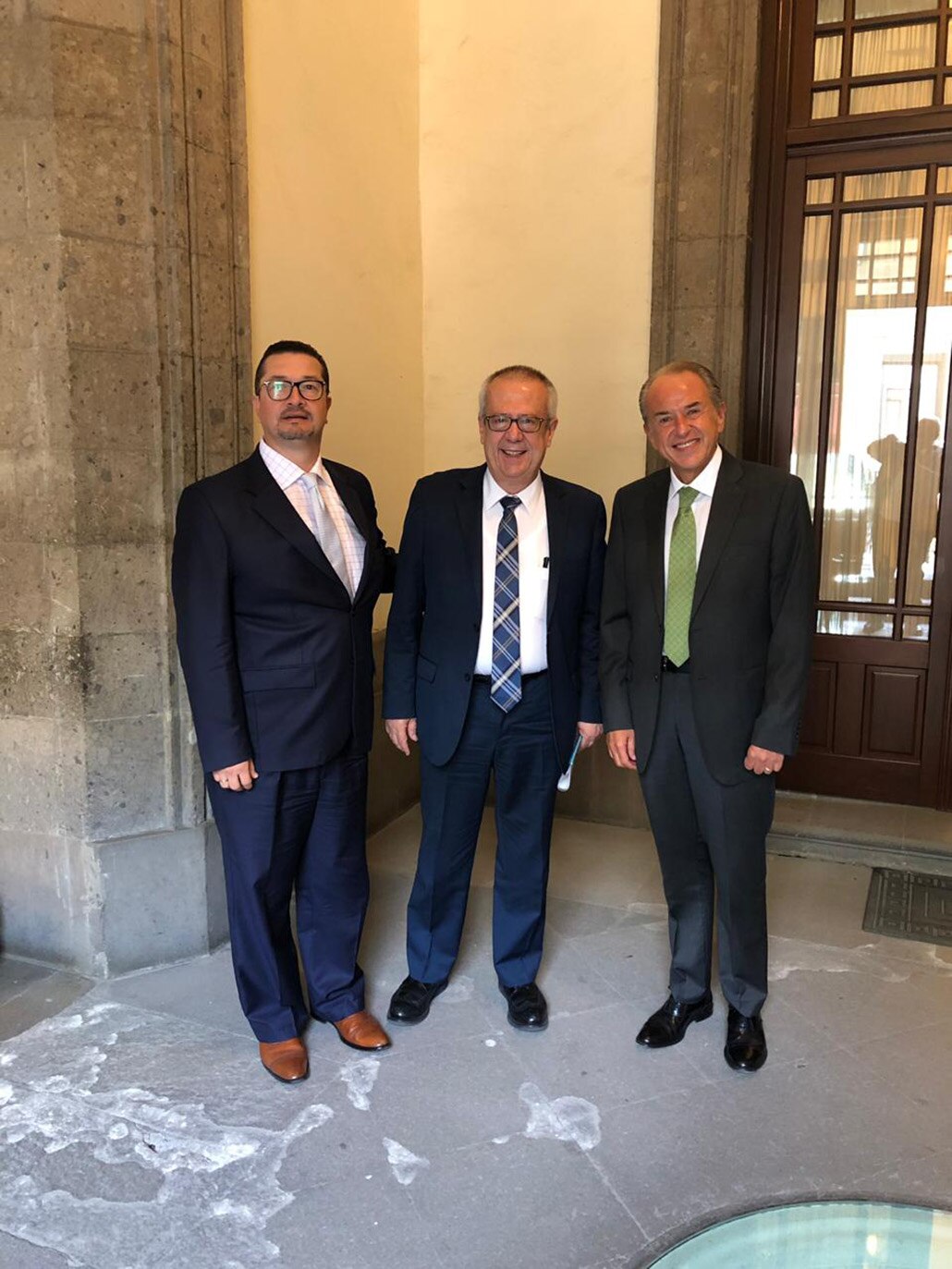 JMCL presenta proyectos a secretario de Hacienda