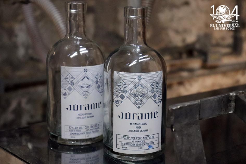 Mezcal "Júrame", producto potosino heredero de gran tradición 