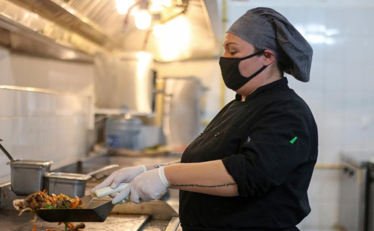 Por pandemia de Covid-19 cierran 85 restaurantes en SLP