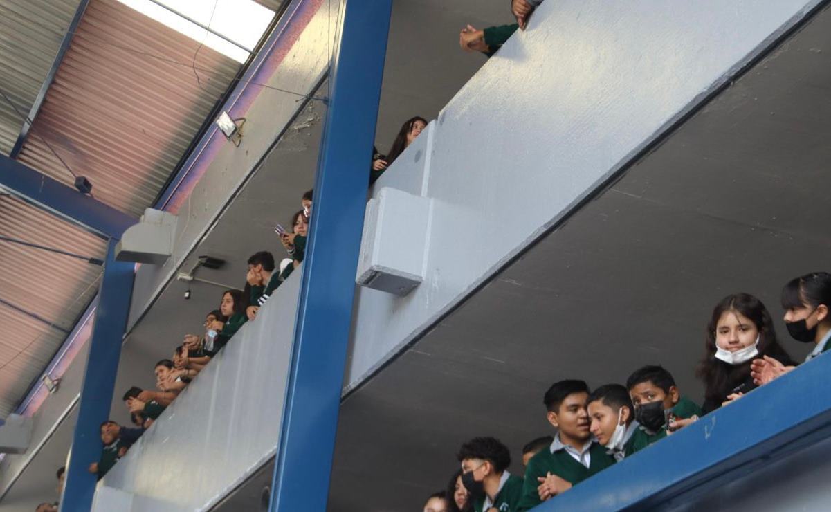 Con llanto, risas y deseos de mejores calificaciones, así inició el ciclo escolar 2023-2024 en SLP