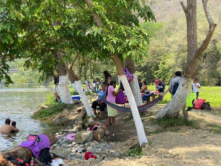 Desde este Jueves Santo, paseantes abarrotan parajes y balnearios de SLP