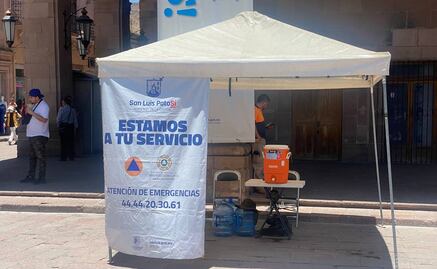 Por altas temperaturas instalan módulos de hidratación en la capital potosina