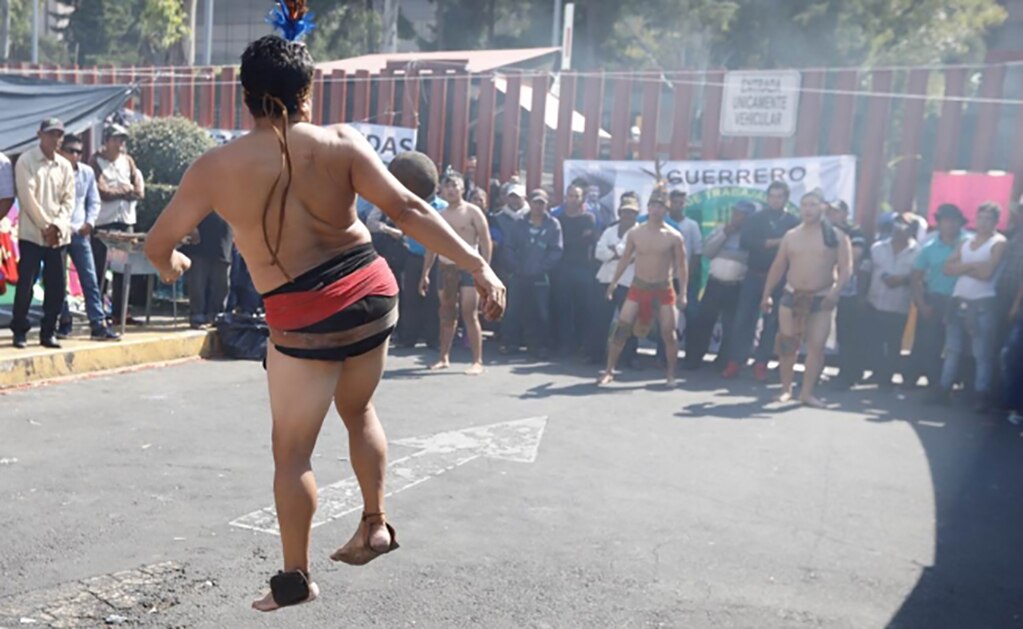 Por bloqueo, diputados posponen sesión; llevan al límite aprobación del Presupuesto