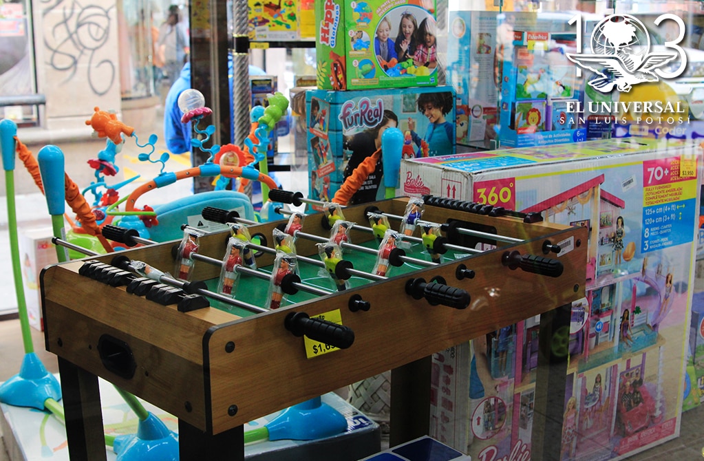 Juguetes tradicionales, una ilusión en Navidad para los niños