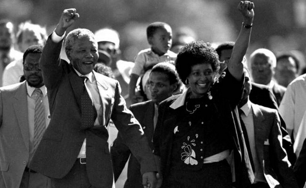 Muere Winnie Mandela, exesposa del expresidente sudafricano Nelson Mandela