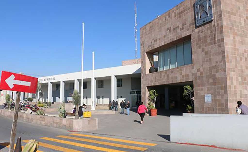 Ayuntamiento pagará adeudos a bomberos