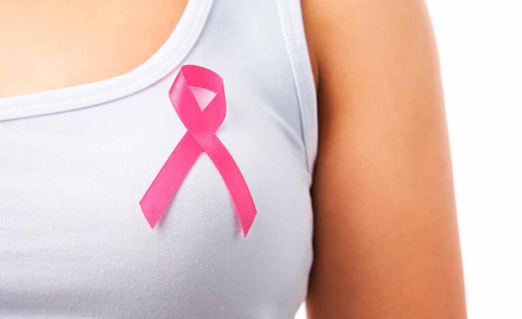 Mujeres reciben apoyo para reconstrucción de mama por cáncer