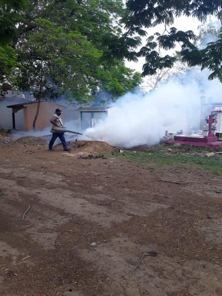 Advierte Sector Salud sobre riesgos de transmisión por Covid y dengue