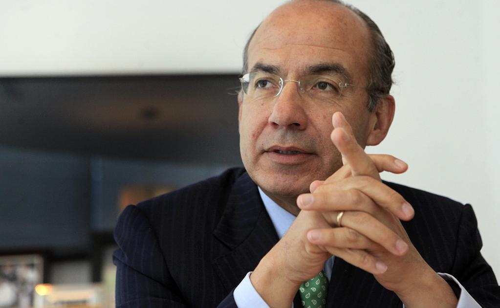 “Señor Presidente, escuche a los policías”, dice Calderón a AMLO