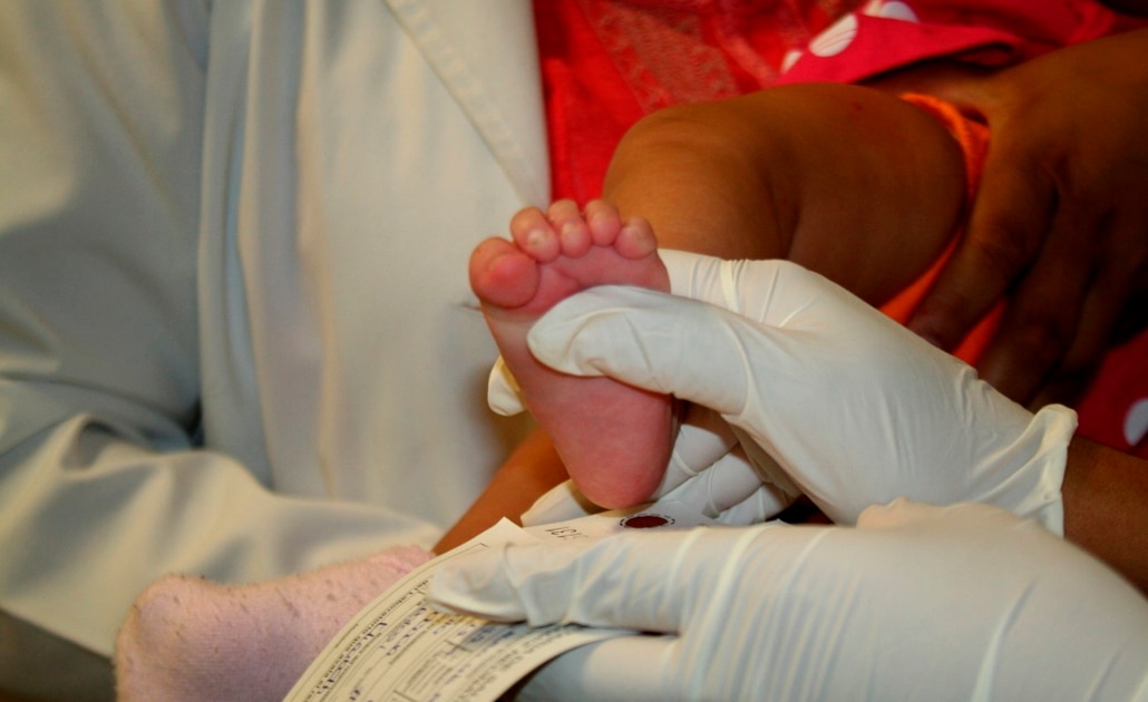 Salud detectó con prueba de tamiz 98 casos de niños con patologías congénitas 