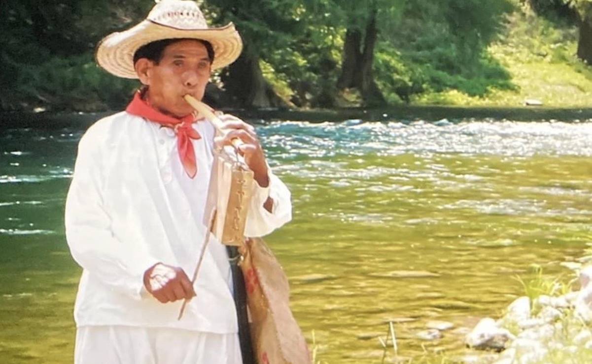 David Marcelino Cayetano había hecho una colecta para reunir el dinero y viajar a presentar su película "Tsontiajakatl, el último viento". Foto: Captura