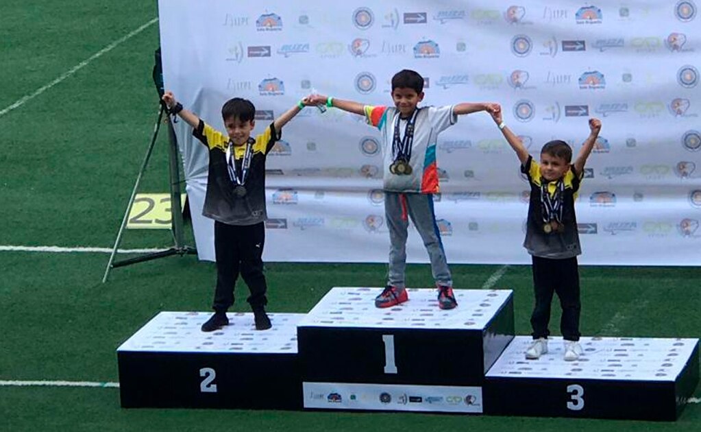 Obtienen más de 20 medallas arqueros potosinos en el nacional infantil