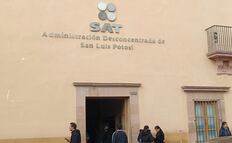 El SAT alerta por cobros ilegales afuera de sus oficinas en San Luis Potosí 