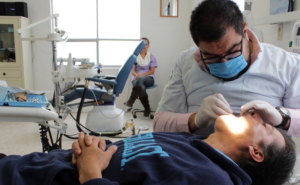 Cáncer bucal se presenta en edades cada vez más tempranas, refiere especialista