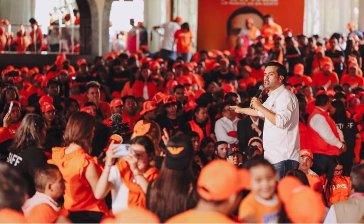 Álvarez Máynez acusa a Xóchitl Gálvez de copiar sus propuestas de campaña