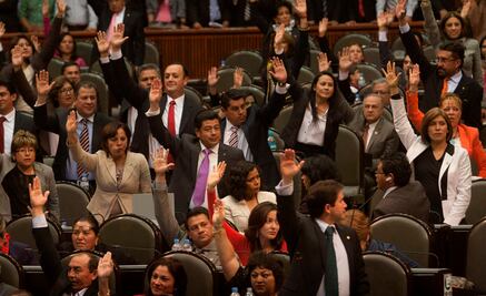 Prevalece violencia política contra la mujer por falta de leyes, señala experto