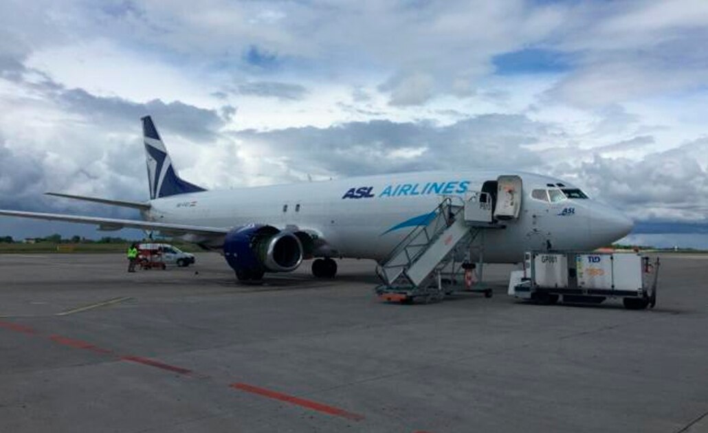 Levantan cuarentena de avión retenido en Francia por posible cólera