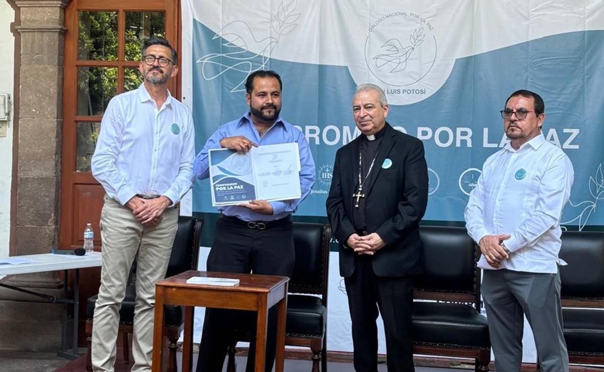 Candidatas y candidatos a la alcaldía de SLP firman “Compromisos por la Paz”