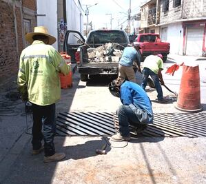 Alcalde de Soledad critica a Interapas por obras inconclusas
