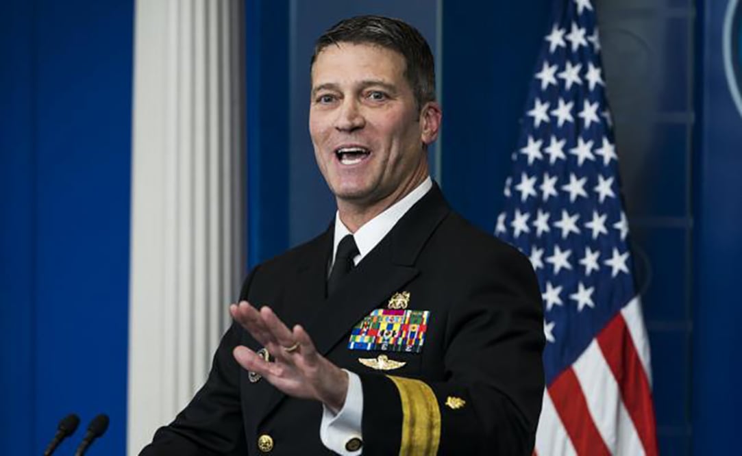 El médico de la Casa Blanca, Ronny Jackson (Foto: EFE)