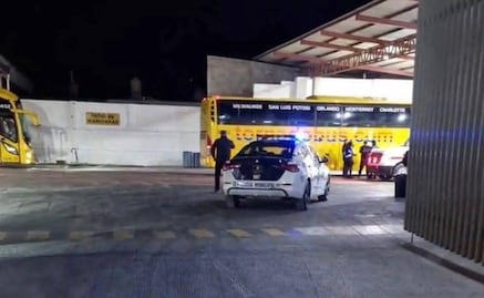 Fiscalía de SLP no ha recibido denuncia por caso de ataque armado a autobús de pasajeros en Carretera 57