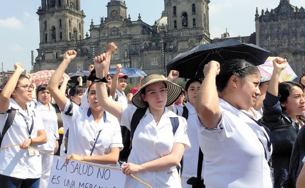 Austeridad de la 4T suma once crisis en sector Salud