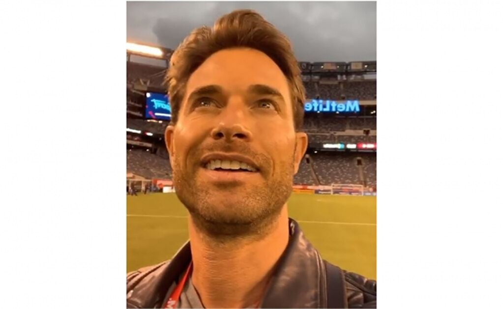 Se burlan de Sebastián Rulli y él responde con meme