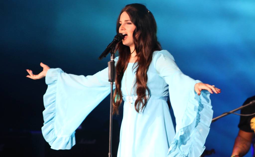 Lana del Rey anuncia nuevo disco con tema de 10 minutos