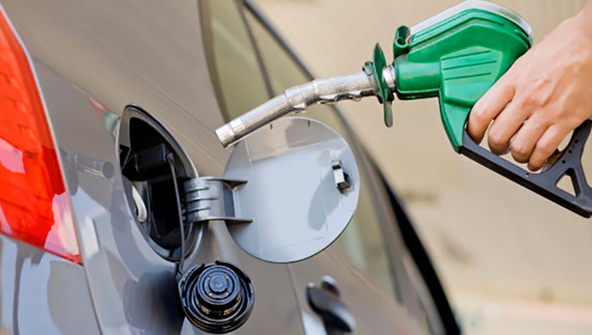 Ante alza de combustible, conductores prefieren gasolina magna