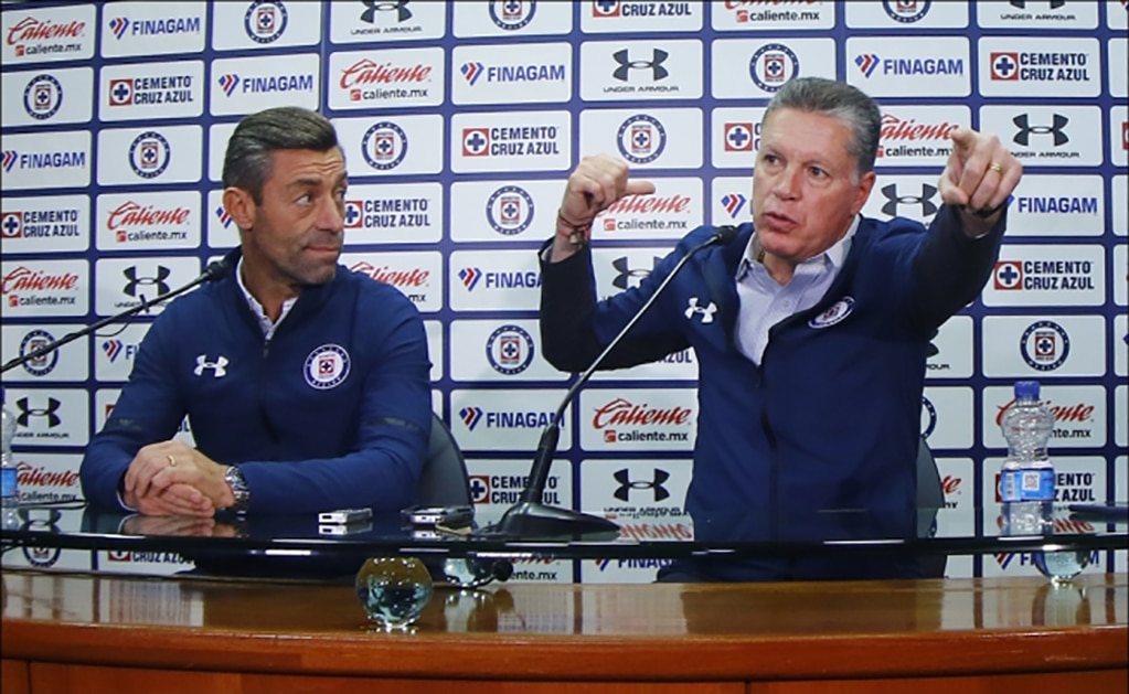 Ricardo Peláez busca a quien no interfiera en sus decisiones