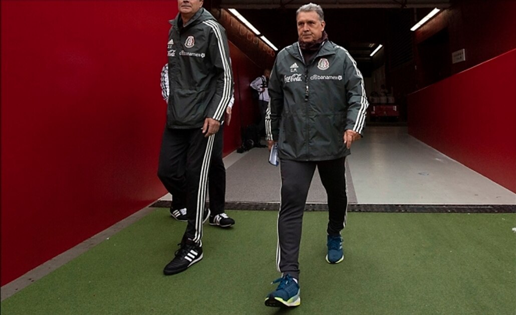 'Tata' Martino viaja para hacer promoción de la Copa Oro