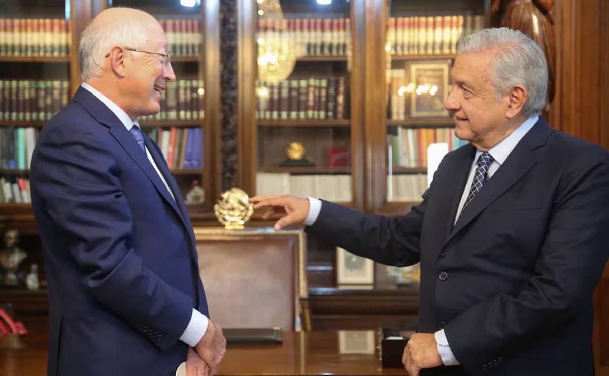 AMLO "pausa” relación con Ken Salazar y Canadá, tras críticas a reforma judicial