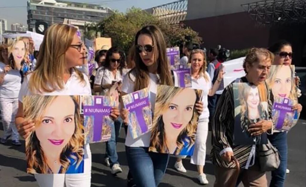 Por segundo día, marchan por Abril en el municipio más rico de Nuevo León