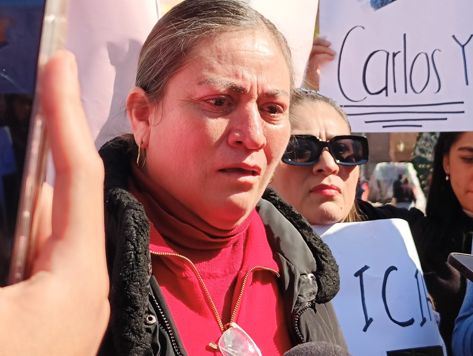 La decisión judicial desató indignación y temor entre los familiares de las víctimas, quienes temen por la fuga del acusado