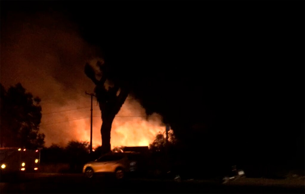 Incendio en bodega de madera
