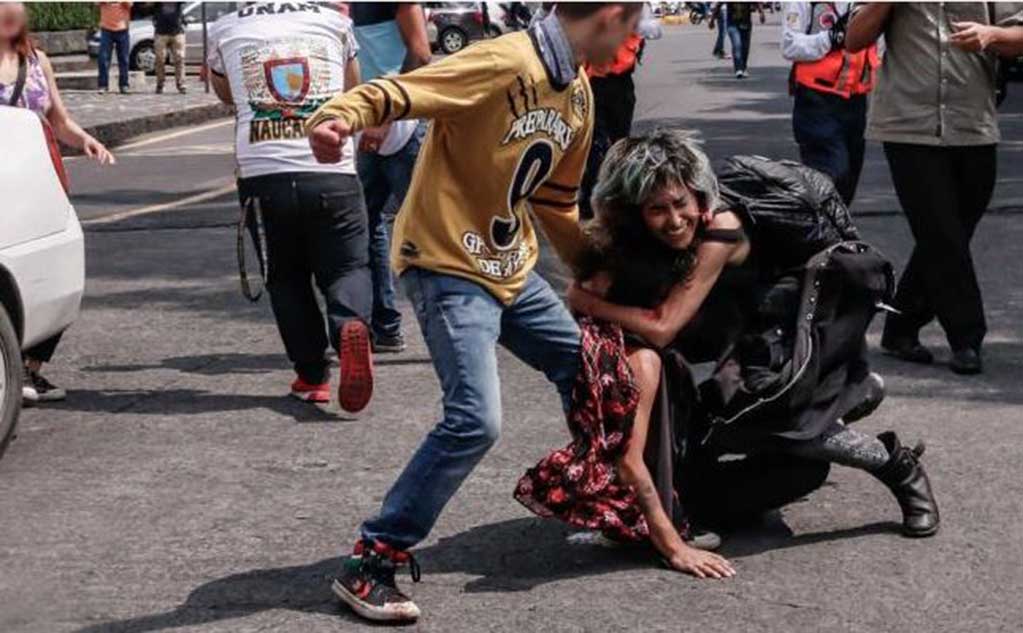 En Rectoría golpearon y picaron con un arma a Joel Meza. (FOTO: cortesía Diego Uriarte)