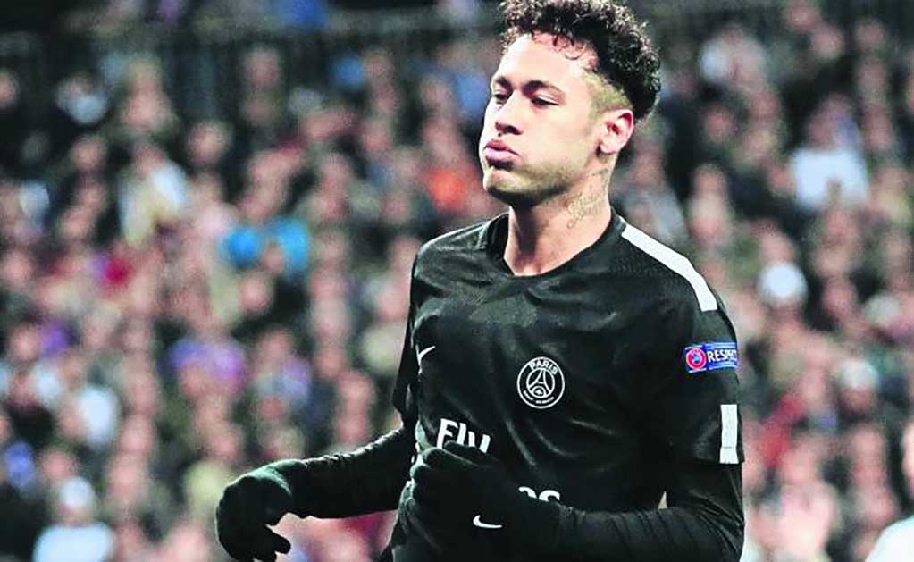 Neymar homenajea a niña asesinada por un violador