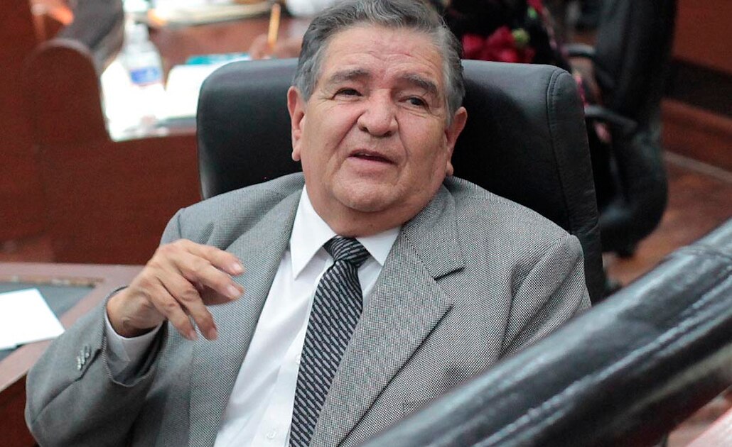 Vera Fabregat busca impedir que “El Chapulín Colorado” realice solicitudes de información