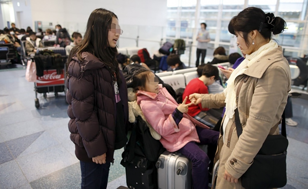 Emite China alerta de seguridad a personas que viajen a EU